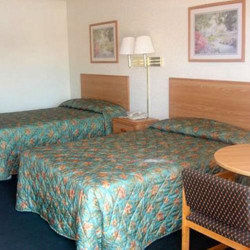 דאגלסוויל Royal Inn & Suites חדר תמונה